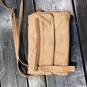Day & Mood Crossbody Leather Purse Womens Small bag Tan